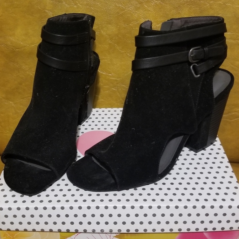 Women shoes